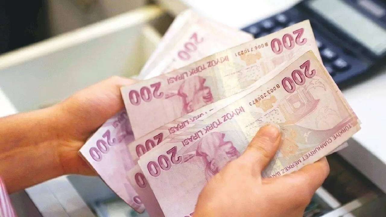 TBMM’den geçti, tarih verildi: SGK'da 18 yıllık dönem sona eriyor! Emekli maaşı zamlarında dev kayıp 4